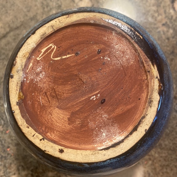 Vase-Vintage with Cicada EUC - Picture 6 of 6